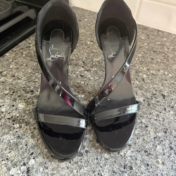 Christian Louboutin Red bottoms - Picture 1 of 2